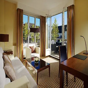 Neues Schloss Privat Zurich, Autograph Collection Zurich