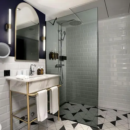 Hotel Neues Schloss Privat Zurich, Autograph Collection 5*