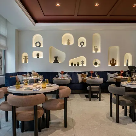 Neues Schloss Privat Zurich, Autograph Collection