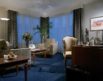 Neues Schloss Privat Zurich, Autograph Collection Hotel Curych