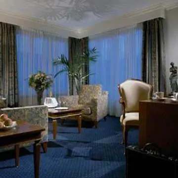 Neues Schloss Privat Zurich, Autograph Collection Hotel Curych