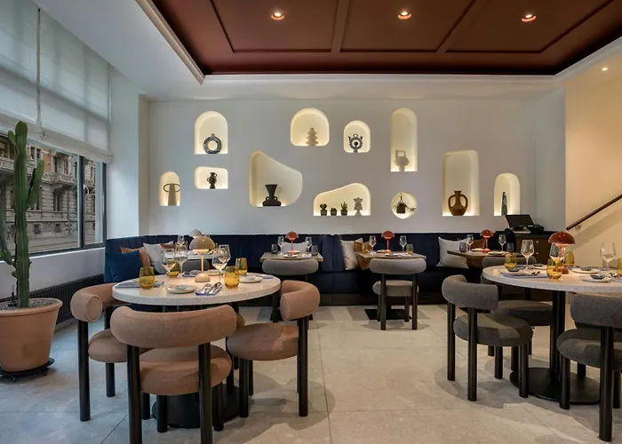 Neues Schloss Privat Zurich, Autograph Collection