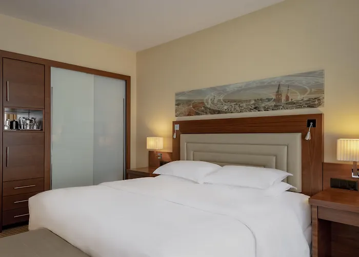 Neues Schloss Privat Zurich, Autograph Collection Szálloda 5*