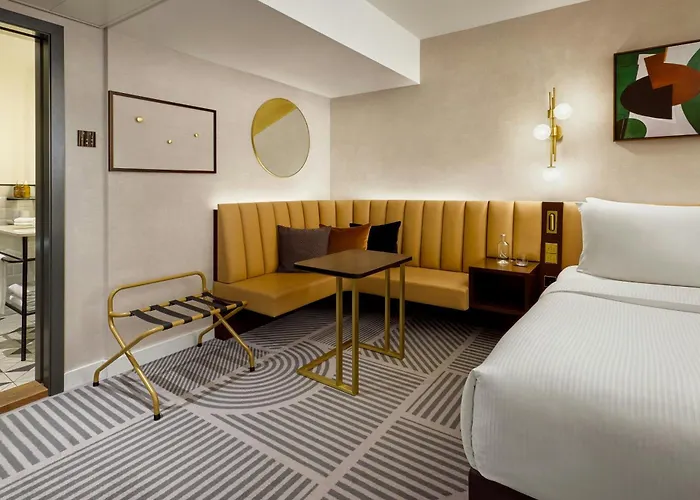 Neues Schloss Privat Zurich, Autograph Collection Szálloda 5*