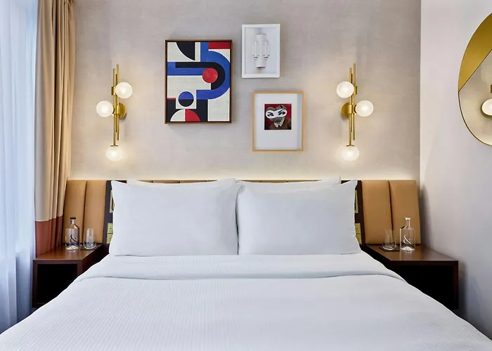 Neues Schloss Privat Zurich, Autograph Collection Hotel 5*