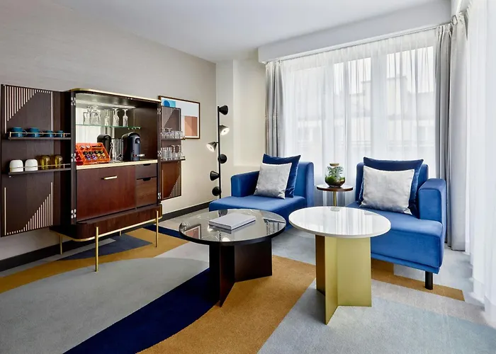 Neues Schloss Privat Zurich, Autograph Collection 5*