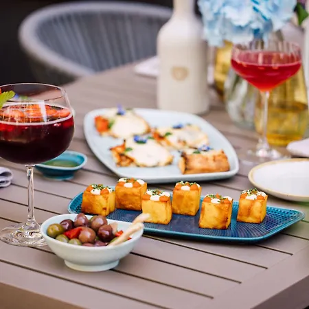 Neues Schloss Privat Zurich, Autograph Collection Zurich