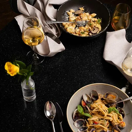 Neues Schloss Privat Zurich, Autograph Collection 5*