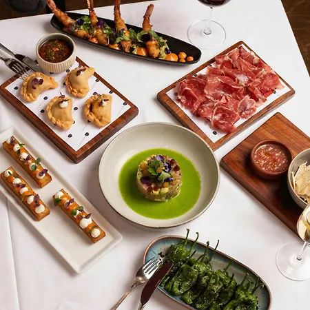 Neues Schloss Privat Zurich, Autograph Collection 5*