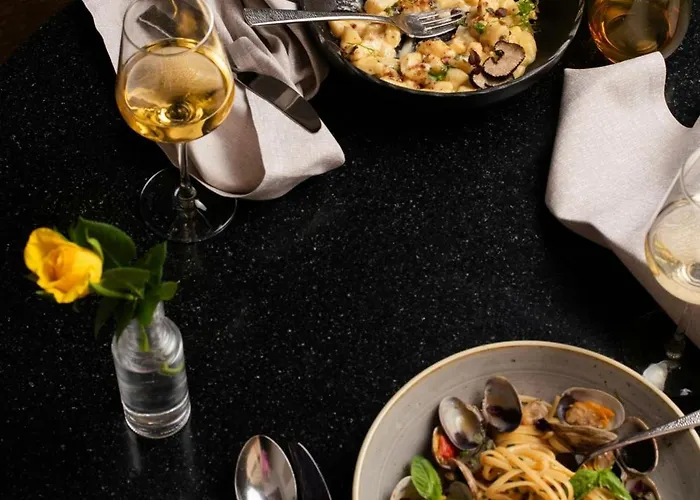 Neues Schloss Privat Zurich, Autograph Collection 5*