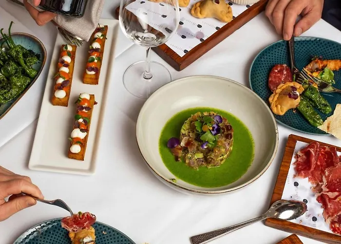 Neues Schloss Privat Zurich, Autograph Collection